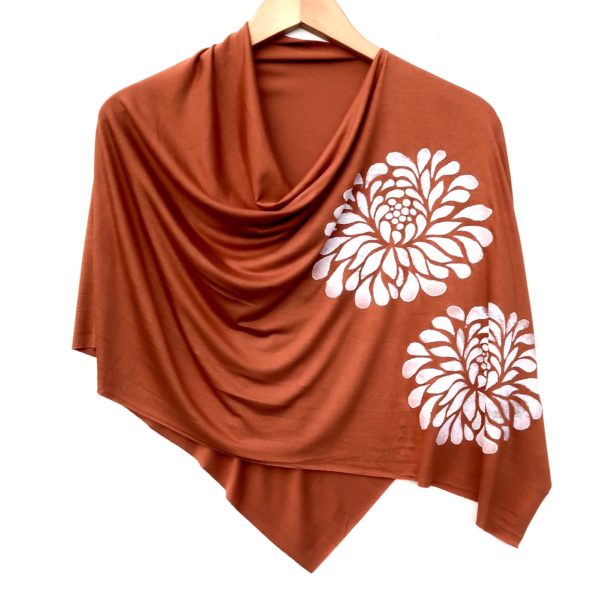 Chrysanthemum Poncho (white ink)