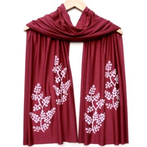 Berry Branch scarf (white ink)