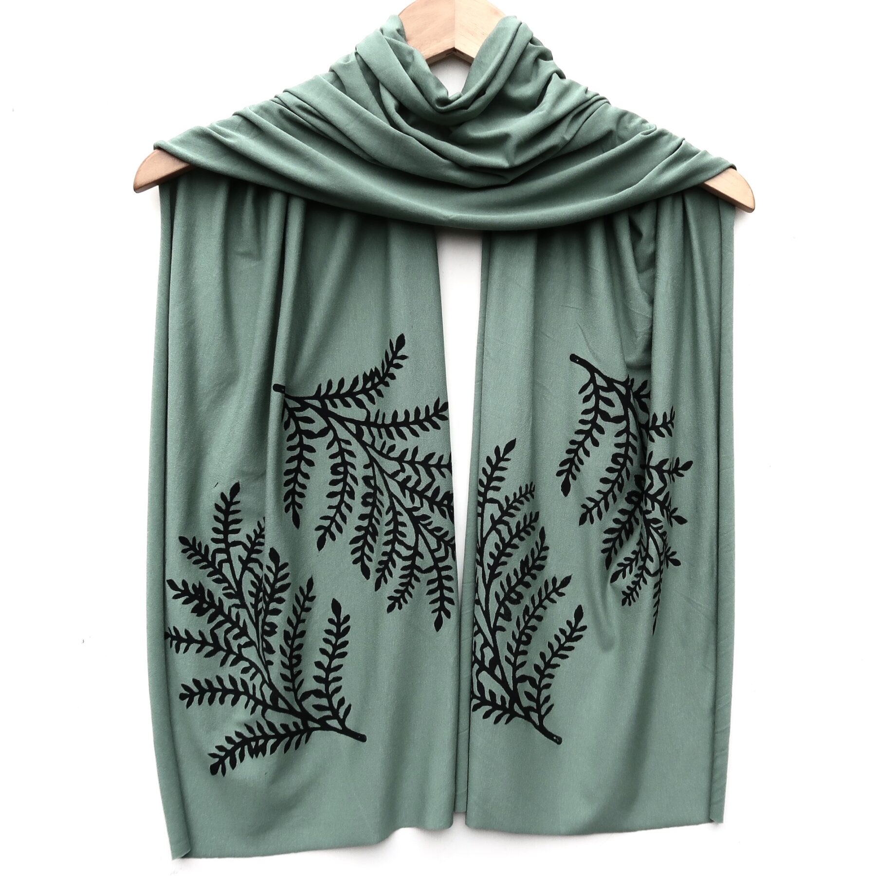 Leafy Branch scarf (black ink) Moss Green