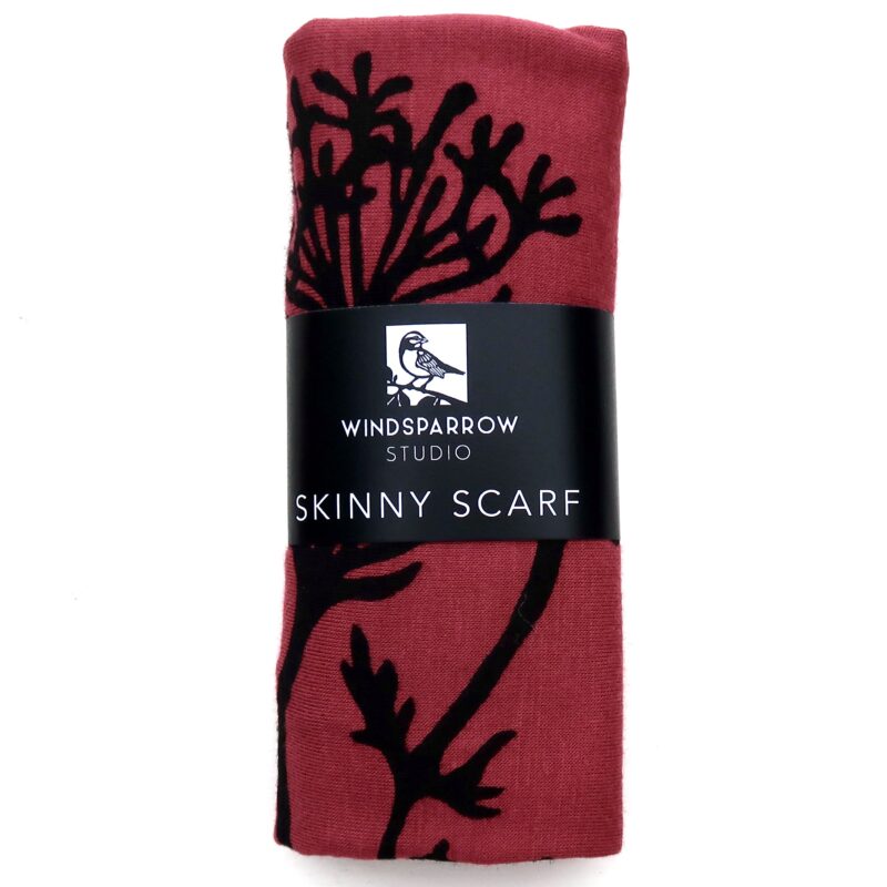 Parsley skinny scarf (black ink) in packaging